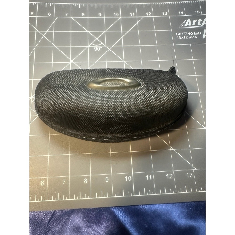 Oakley Sunglasses Eyeglasses Hard Zipper Black Case